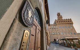 Boutique Hotel In Piazza Della Signoria